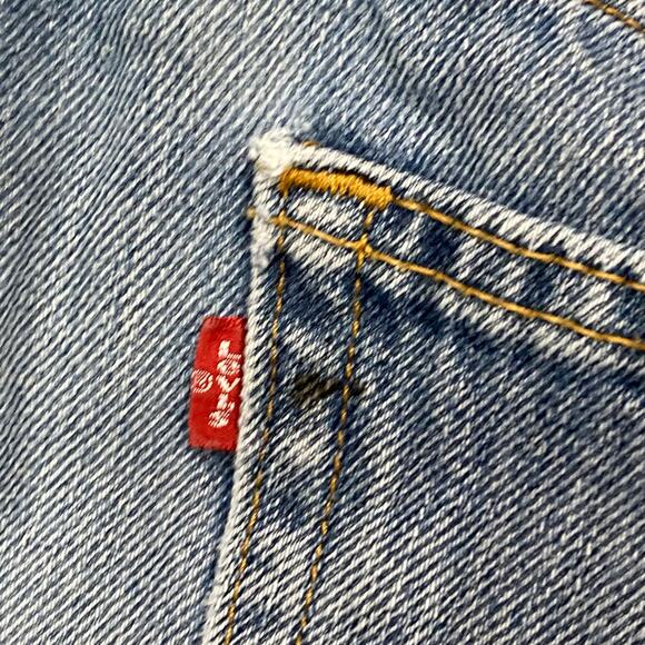 Levi's 505 Straight Fit Jeans Size 36 X 34 Cotton Denim Classic Cut Medium Wash - Picture 11 of 13